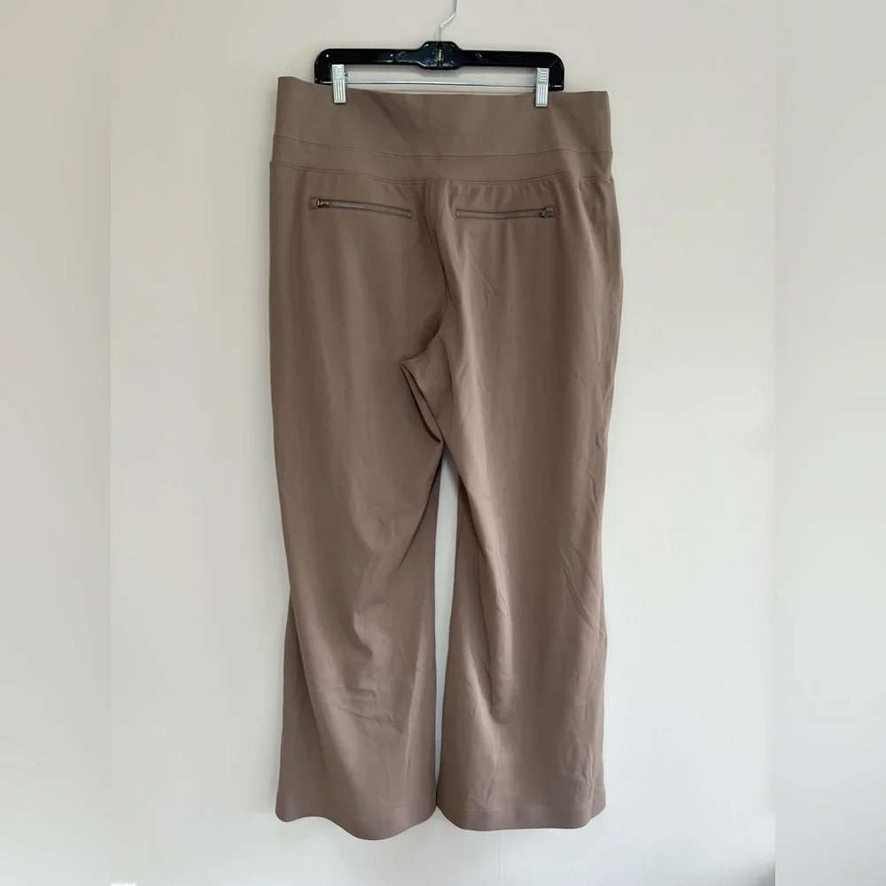 ATHLETA Venice Split Flare Pant in Rustic Beige Brown, size 1X